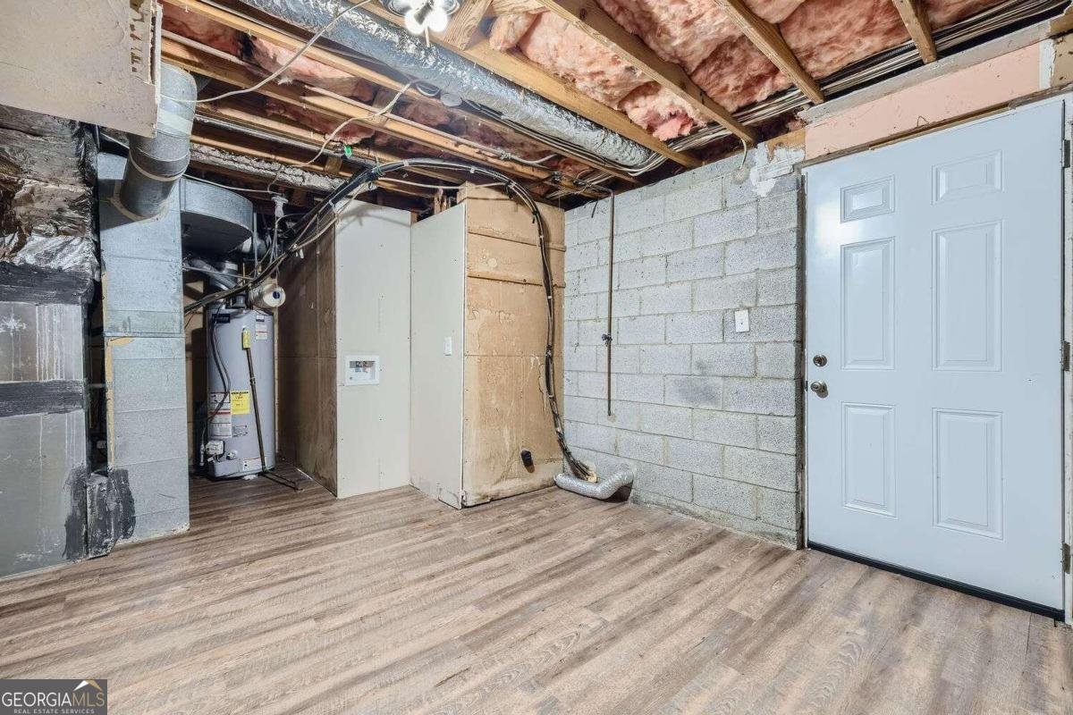 4660 Edwina Lane Atlanta - 25