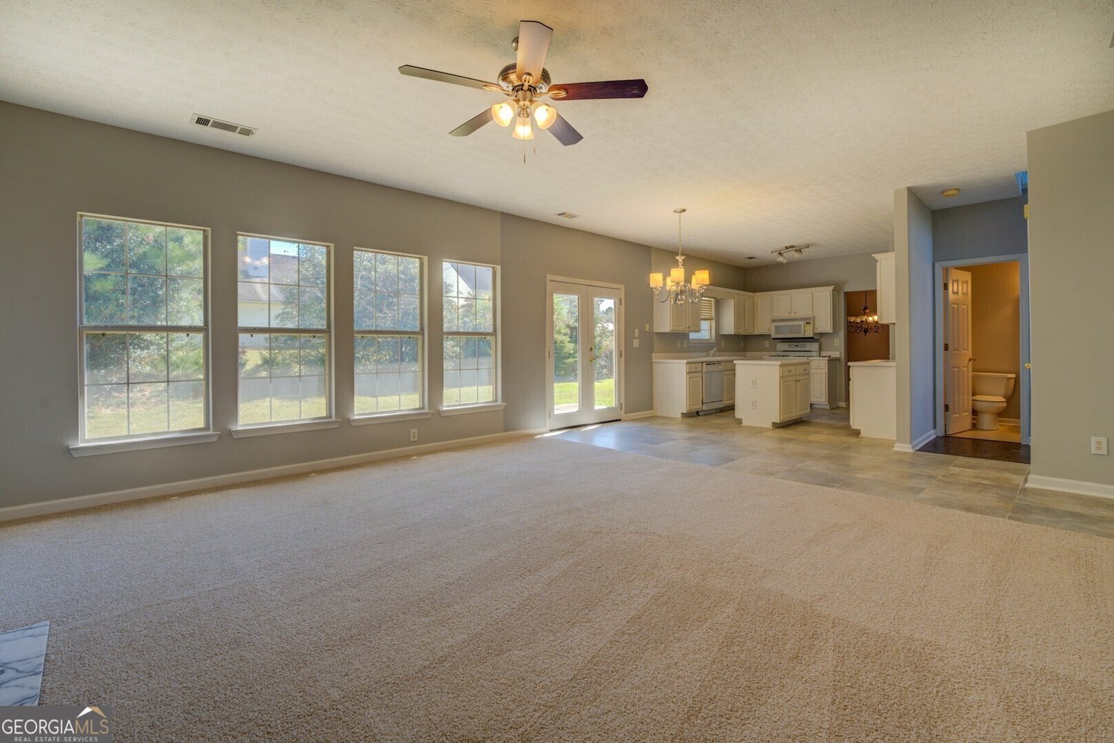2404 Lake Cove Court Lithonia - 11
