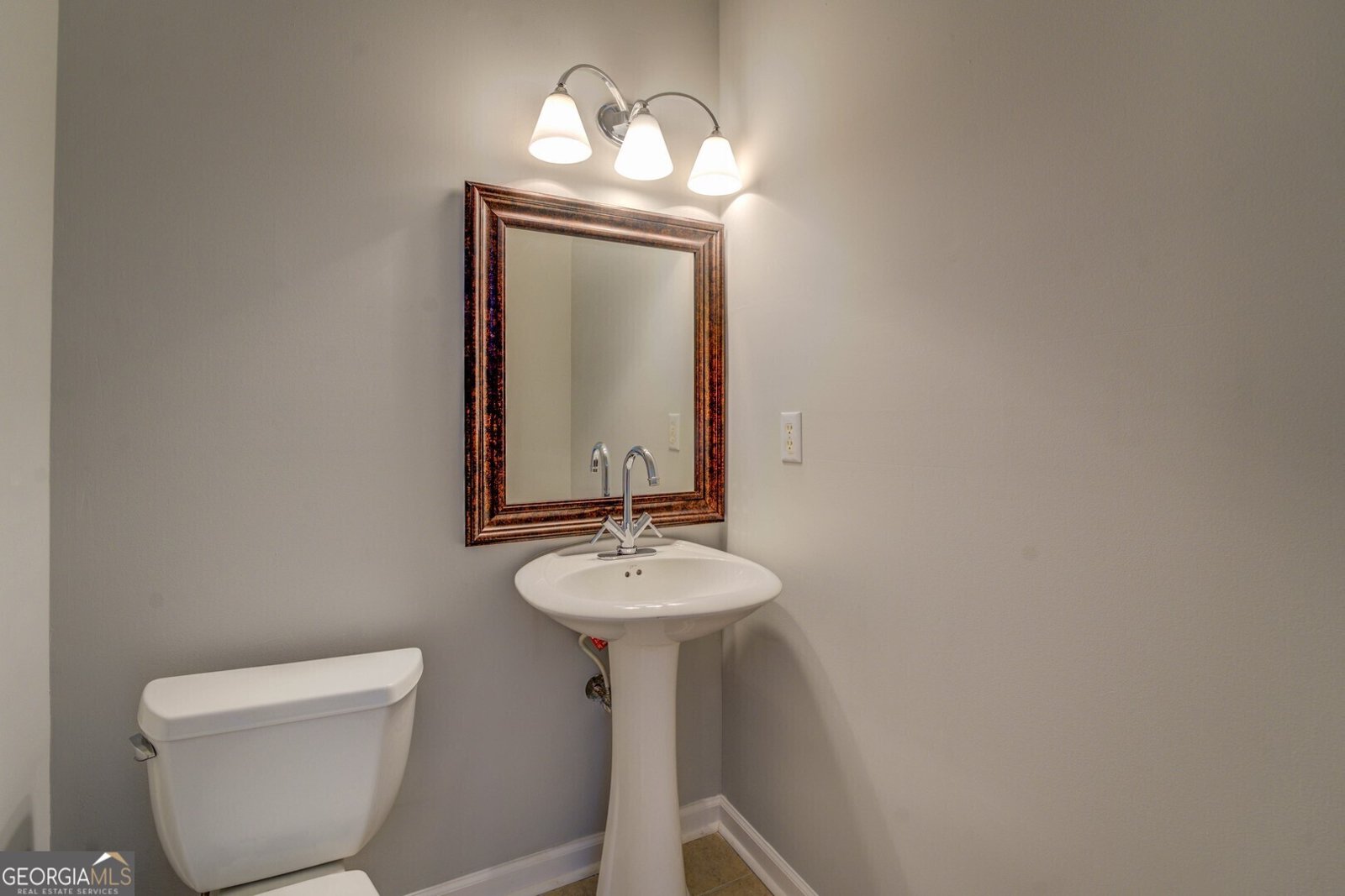 2404 Lake Cove Court Lithonia - 15