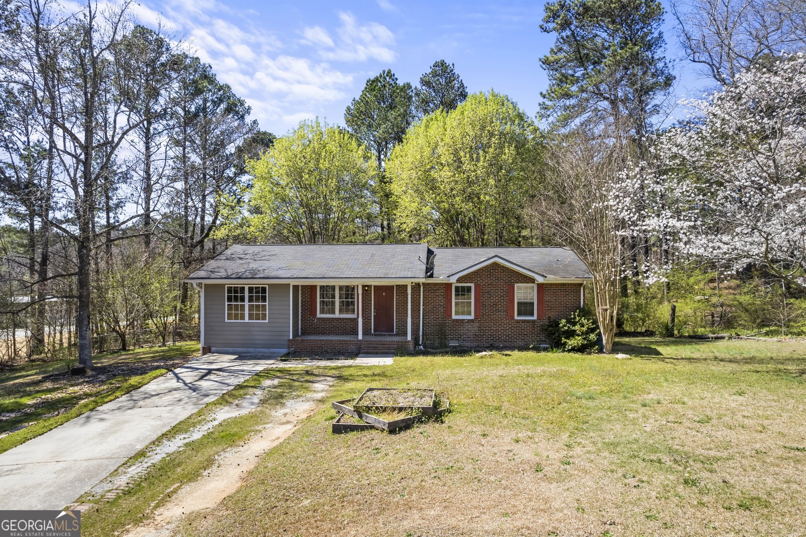 2420 Green Road Loganville - 1