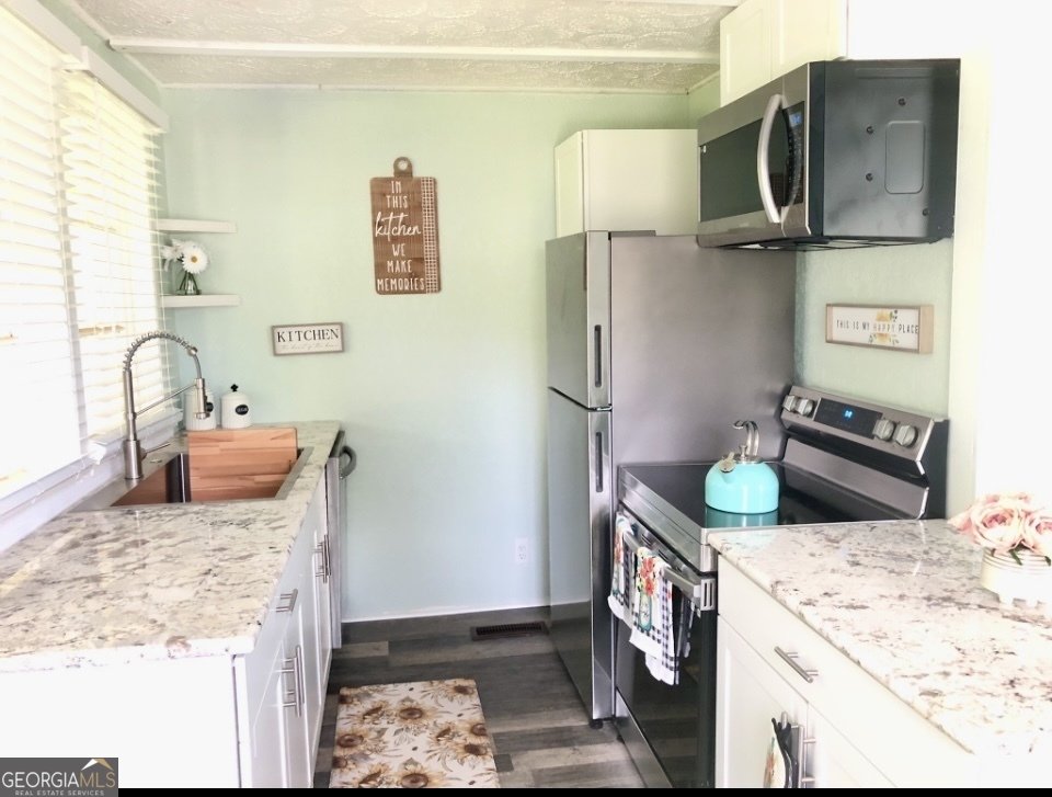 5415 Beulah Avenue Eastman - 4