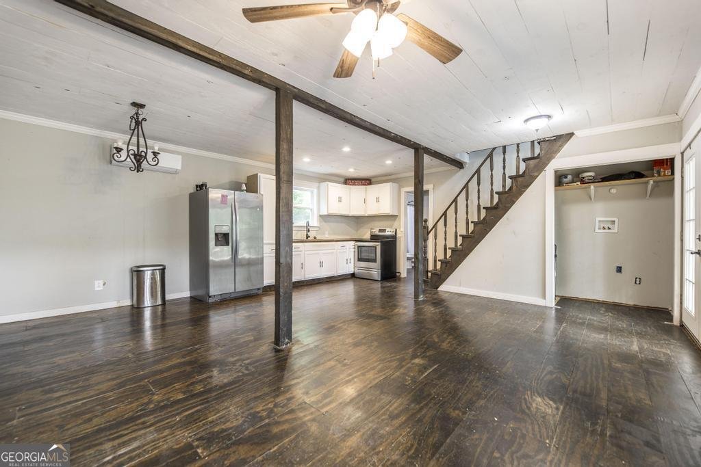 311 Riverside Drive Hawkinsville - 11