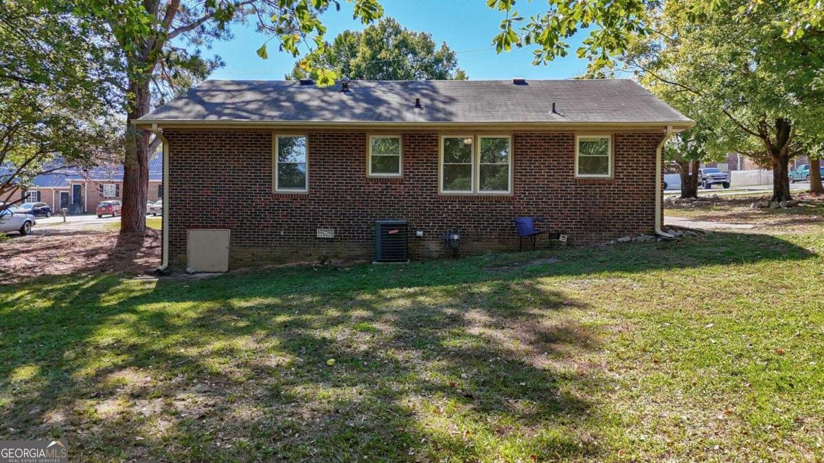 267 Springdale Drive Winder - 22
