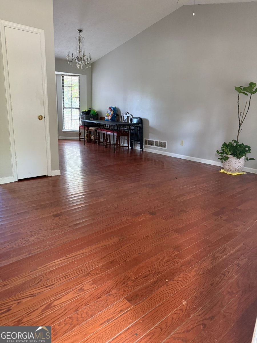 4575 Shelley Lane Lilburn - 6
