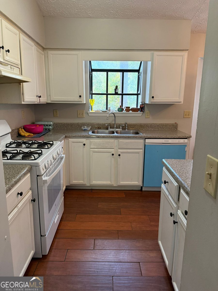 4575 Shelley Lane Lilburn - 9