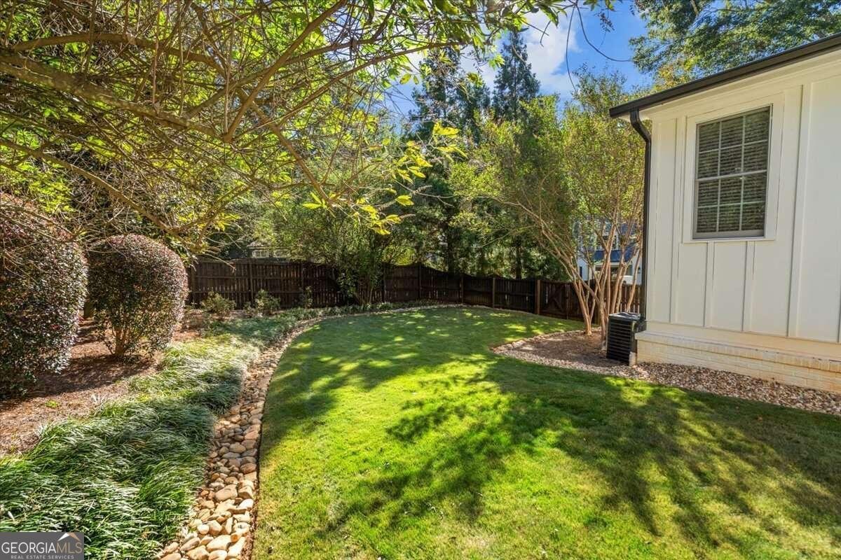 495 Woodlawn Avenue Athens - 20