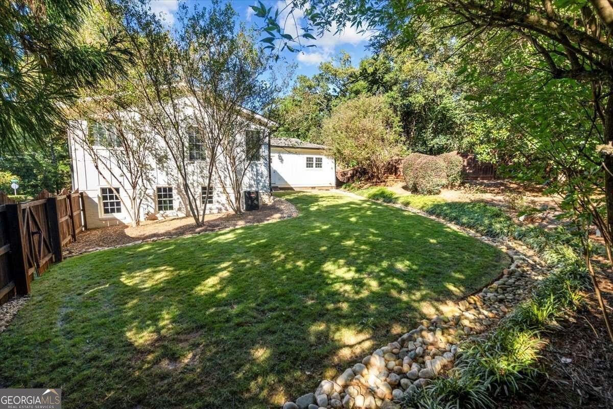 495 Woodlawn Avenue Athens - 21
