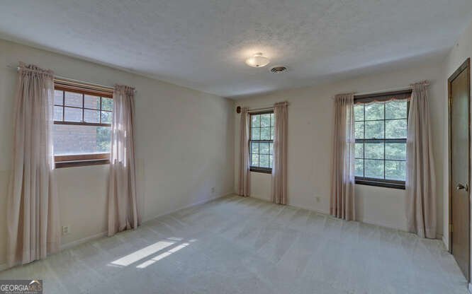 915 Hidden Lake Road Blairsville - 43