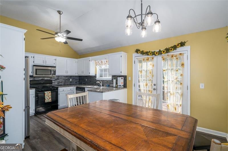304 RIDGE HILL Circle Canton - 8