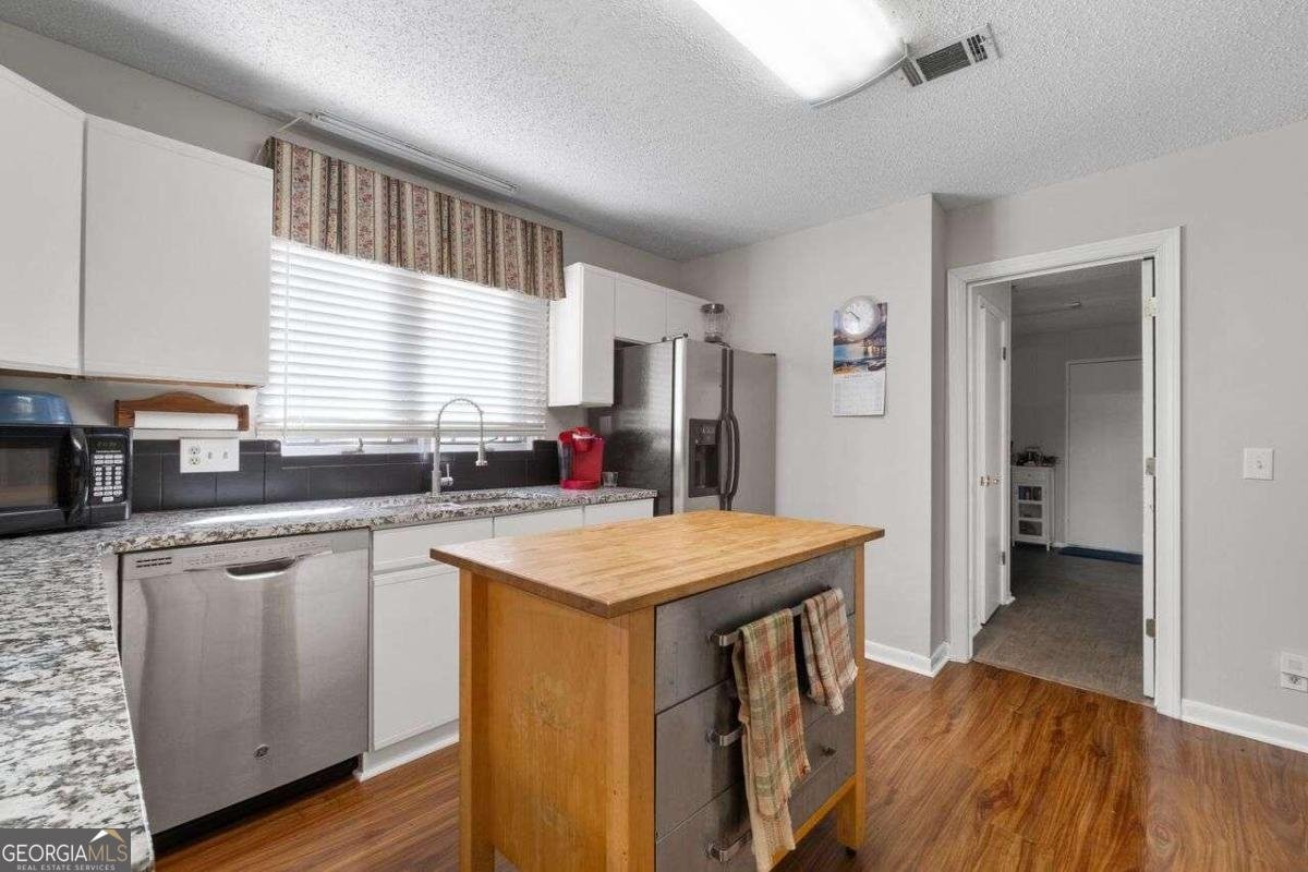 5934 DESHON Court Lithonia - 10