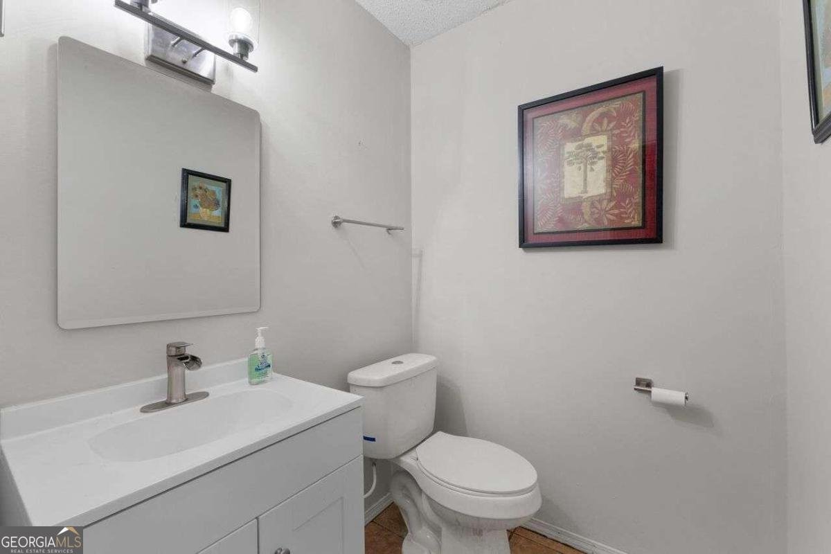5934 DESHON Court Lithonia - 13