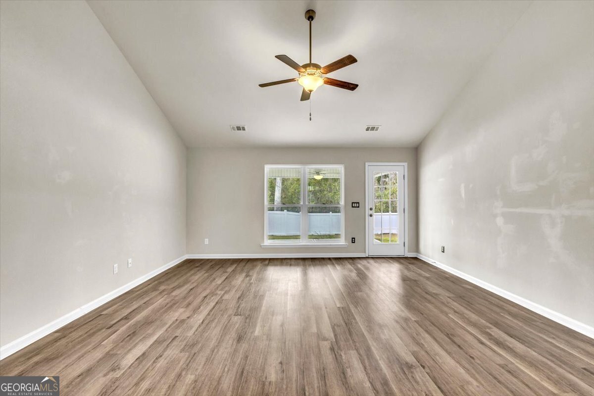 213 Acorn Drive Brunswick - 13