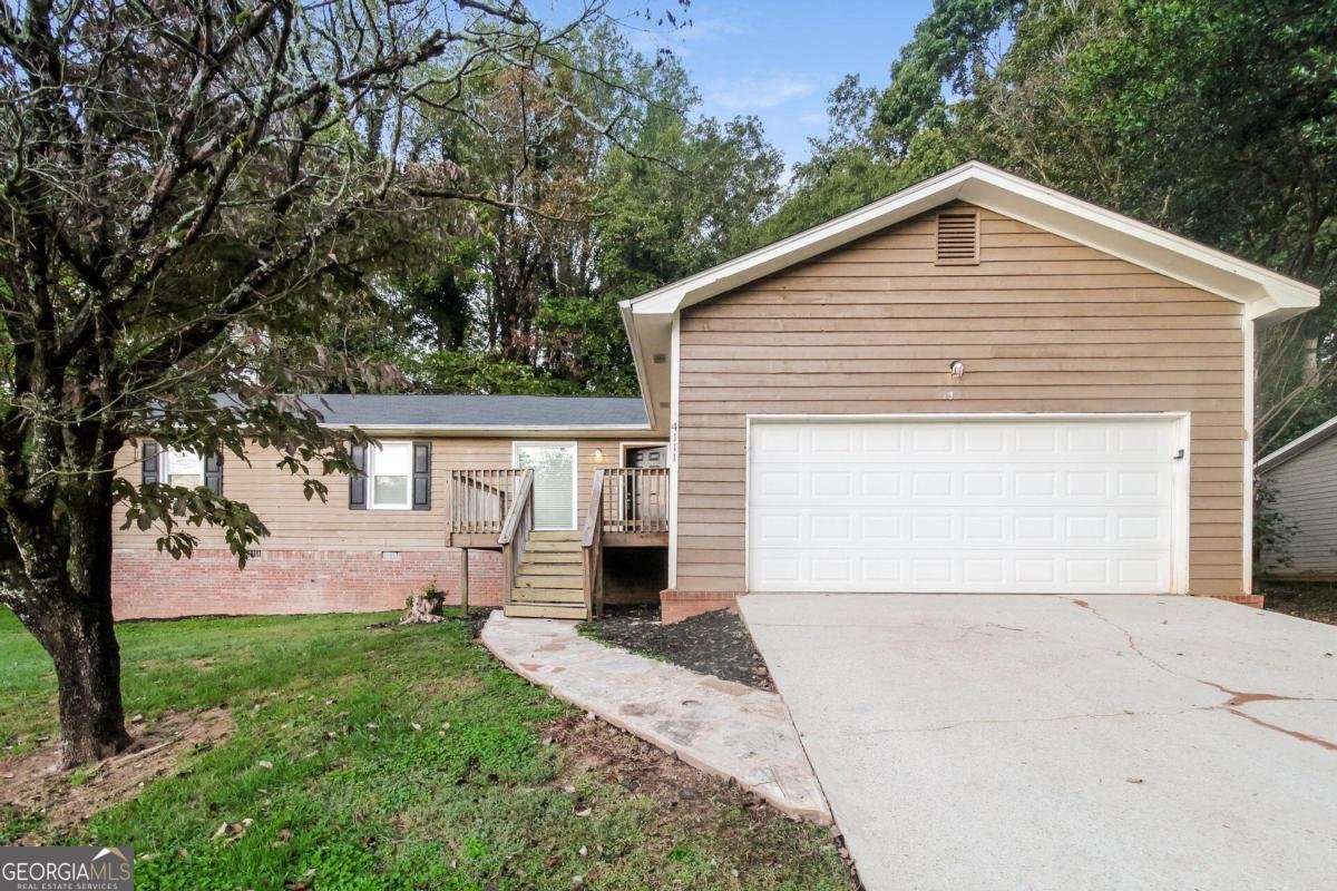 4111 Wrexham Drive Snellville - 1