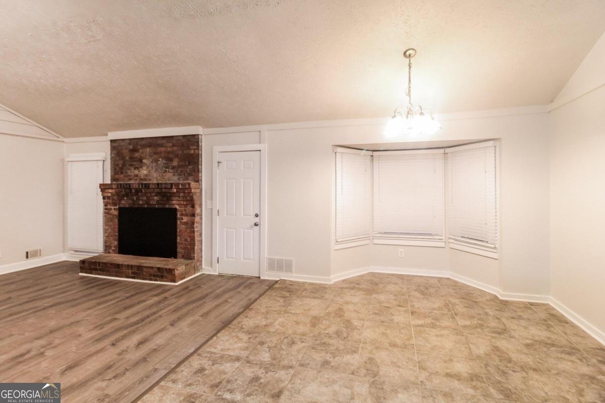 4111 Wrexham Drive Snellville - 4
