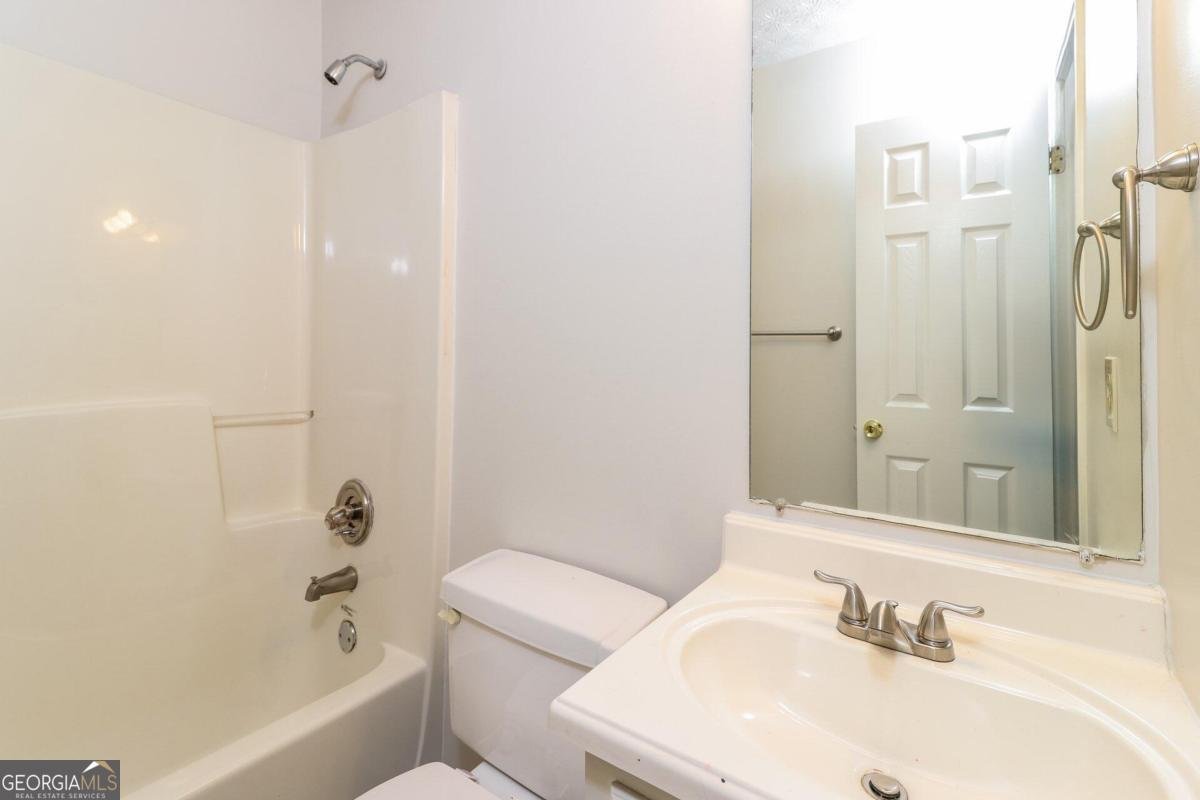 5526 Chestnut Creek Lane Flowery Branch - 17