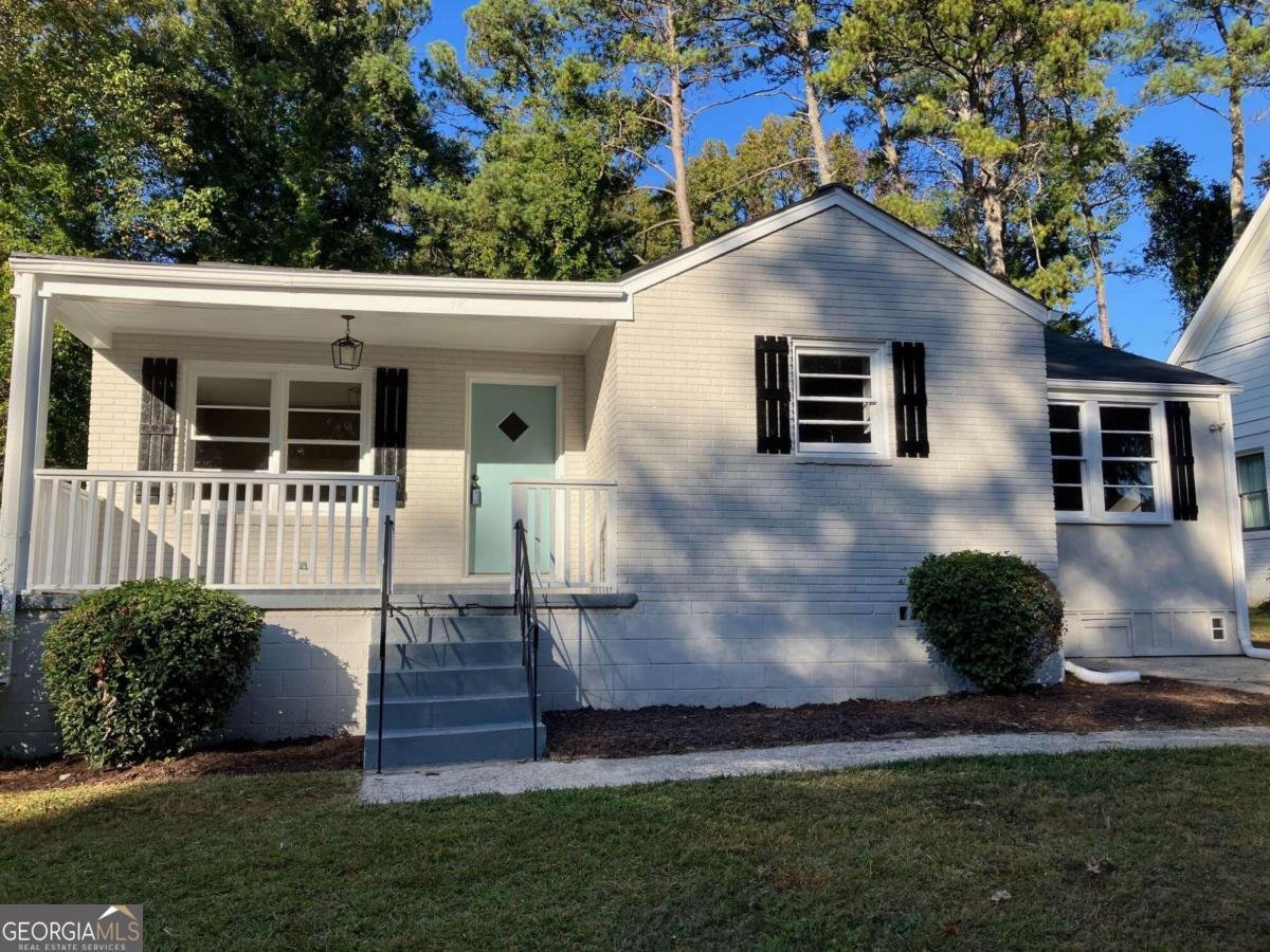 411 Greencove Lane Atlanta - 1