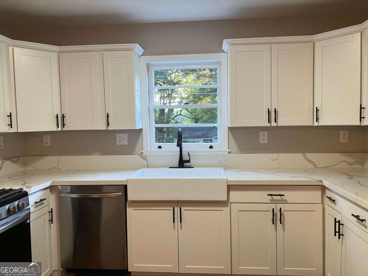 411 Greencove Lane Atlanta - 14