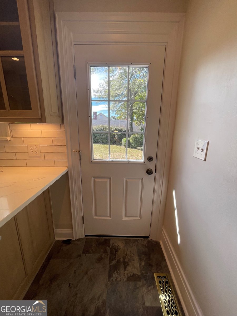 425 9th Street Rome - 21