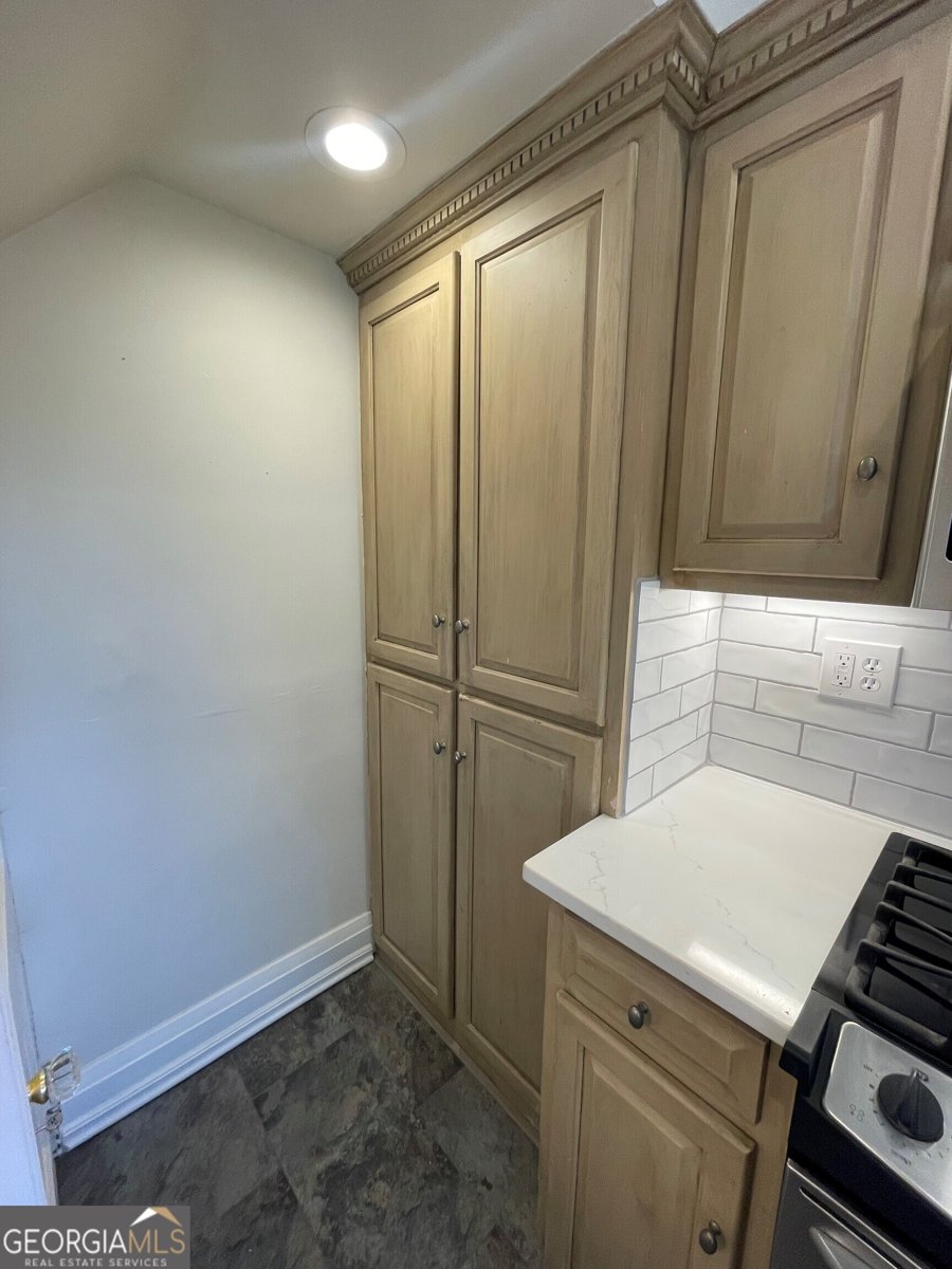 425 9th Street Rome - 29