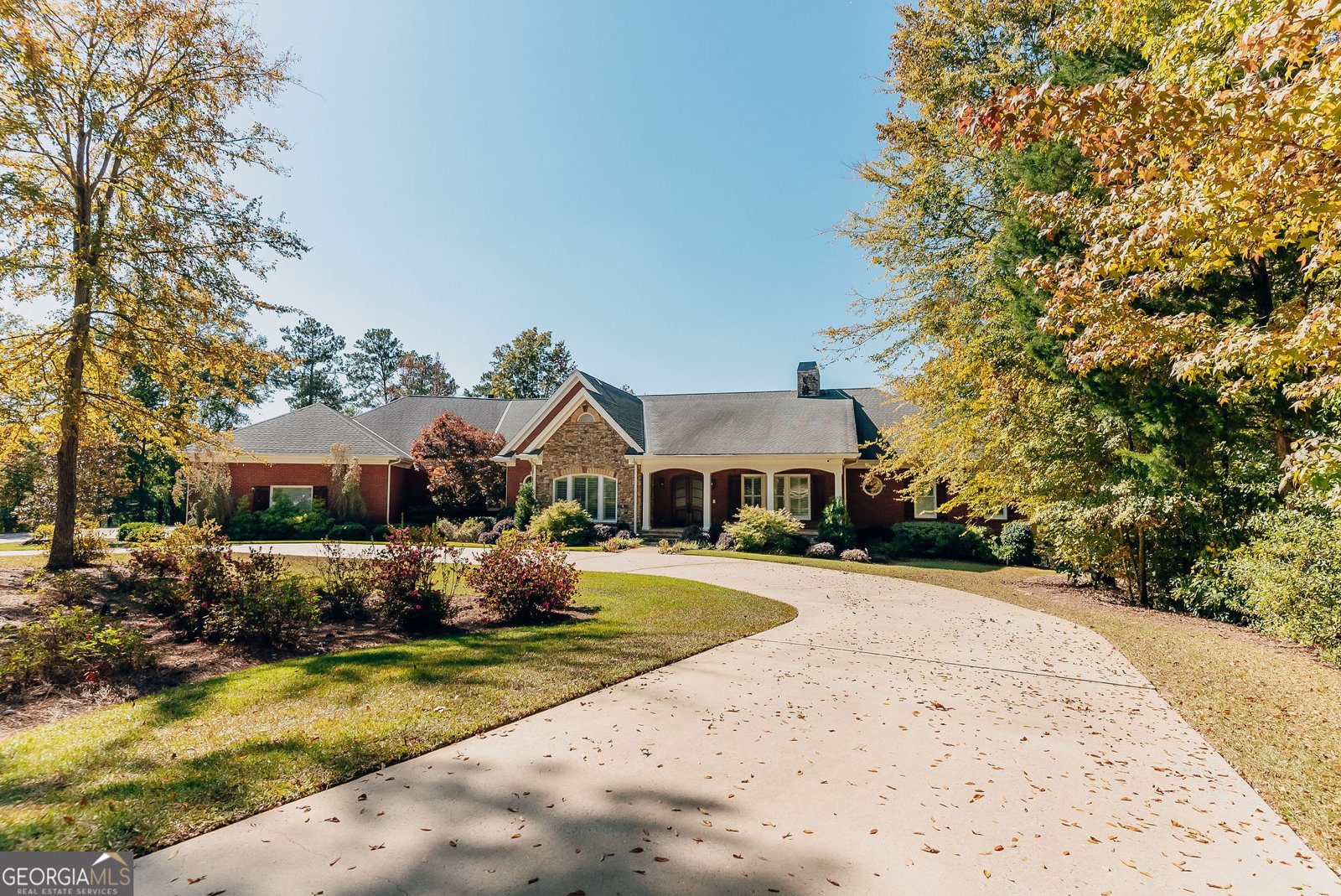 135 135 Lake Ridge Drive Macon - 1