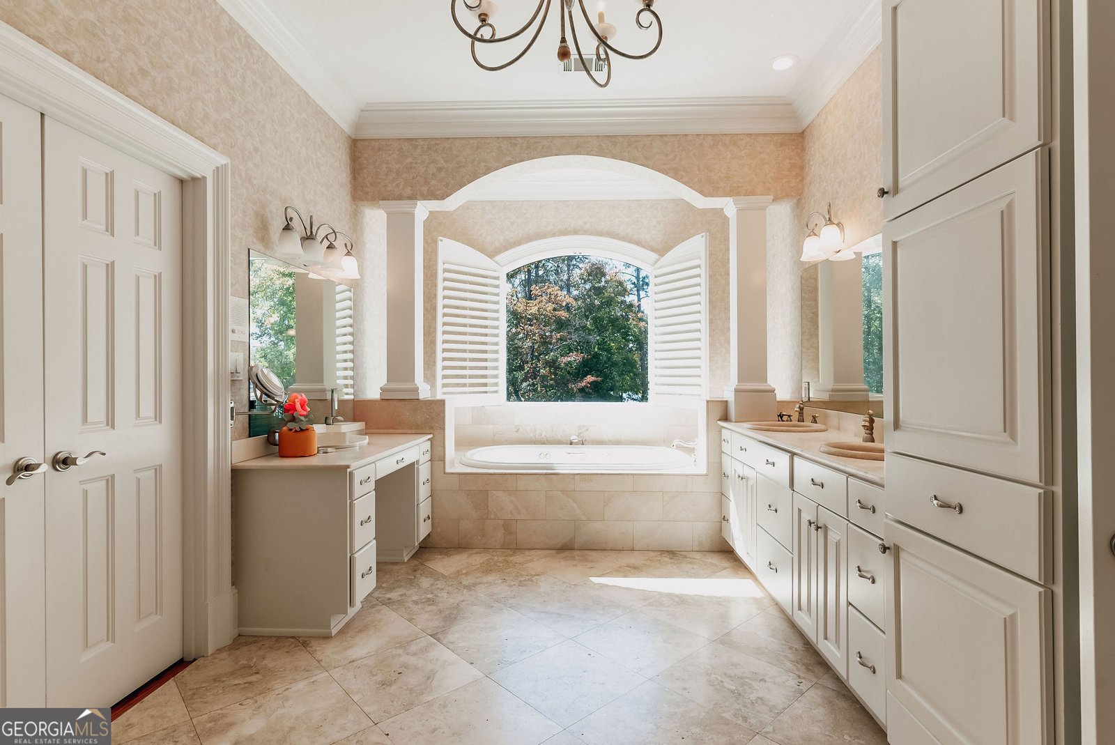 135 135 Lake Ridge Drive Macon - 19