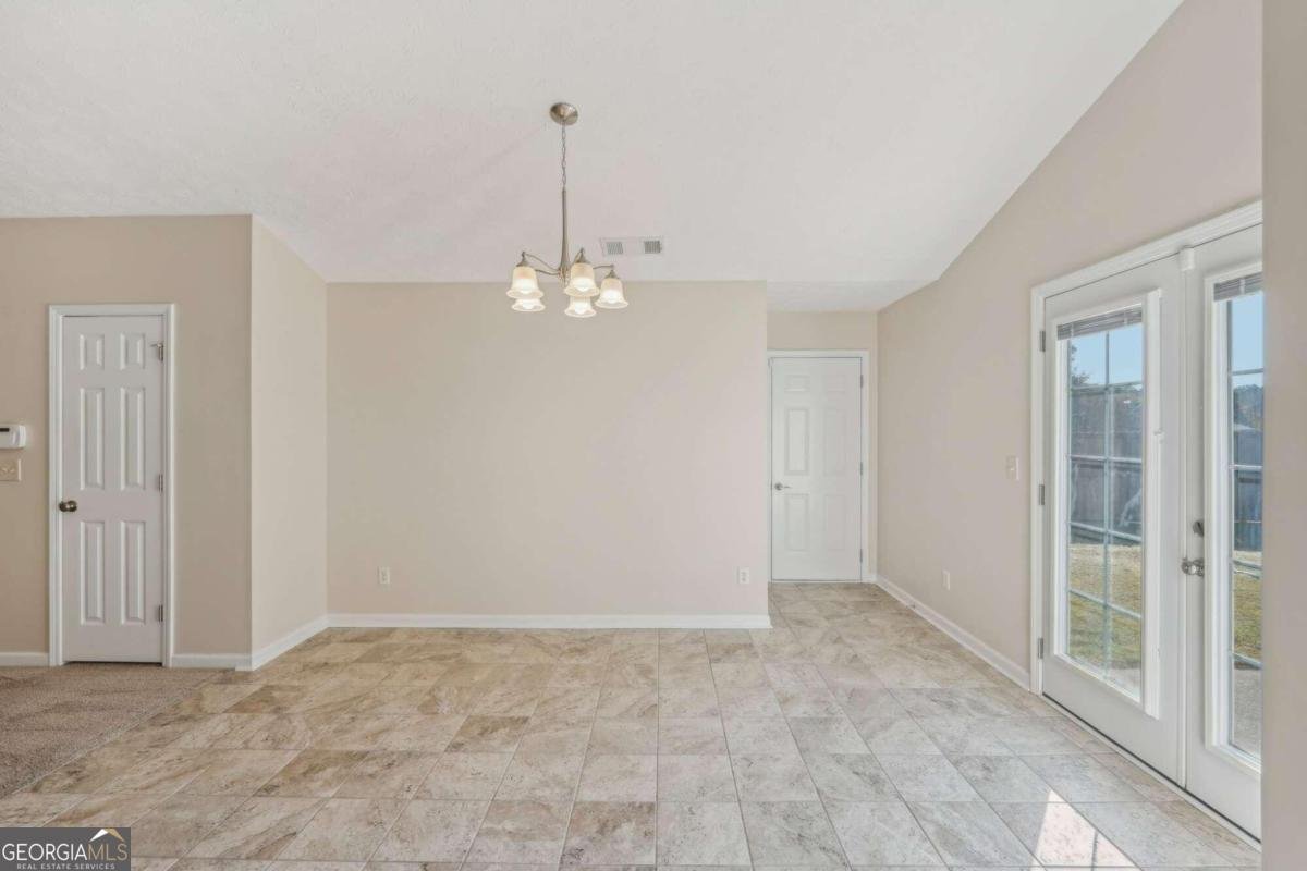 4011 Lafayette Way Loganville - 24