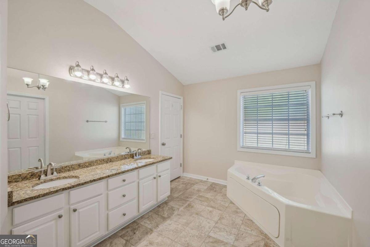 4011 Lafayette Way Loganville - 57