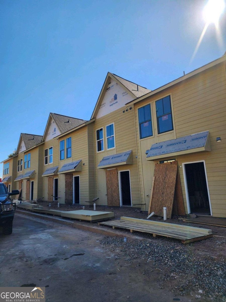 1095 Tucker Avenue Atlanta - 1