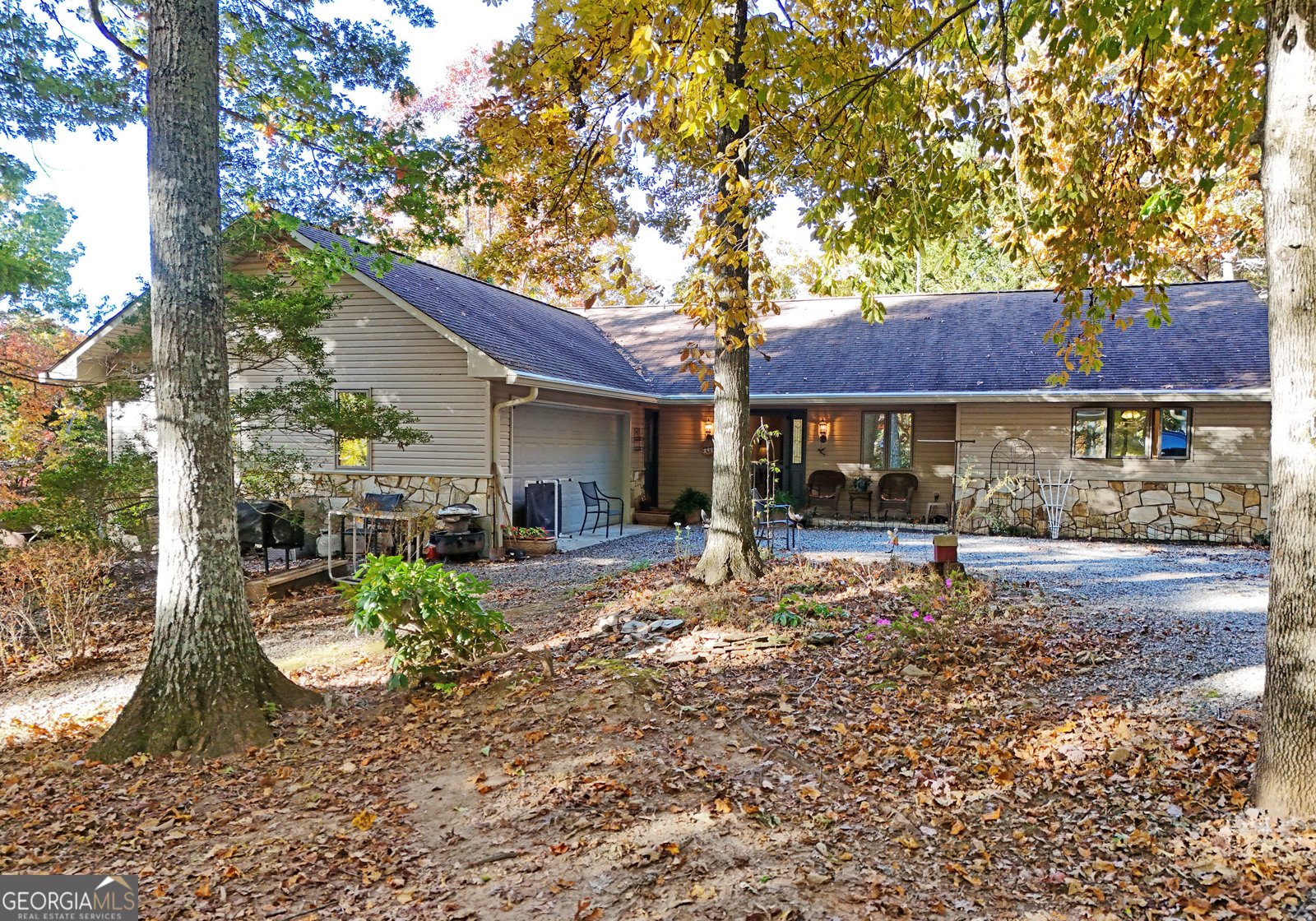 176 Byron Street Blairsville - 33