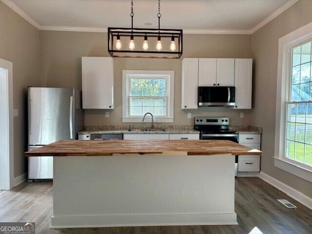 17843 Main Street Woodbury - 24