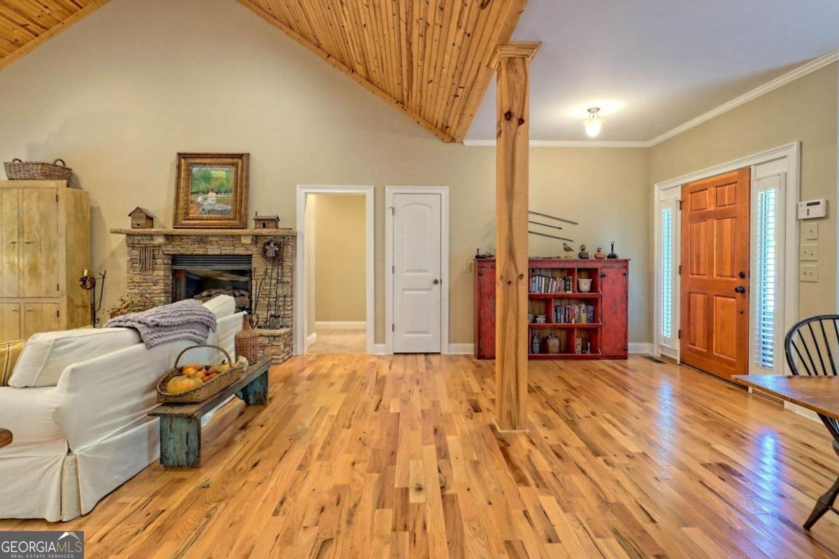 10 Quiet Place Lane Clayton - 34