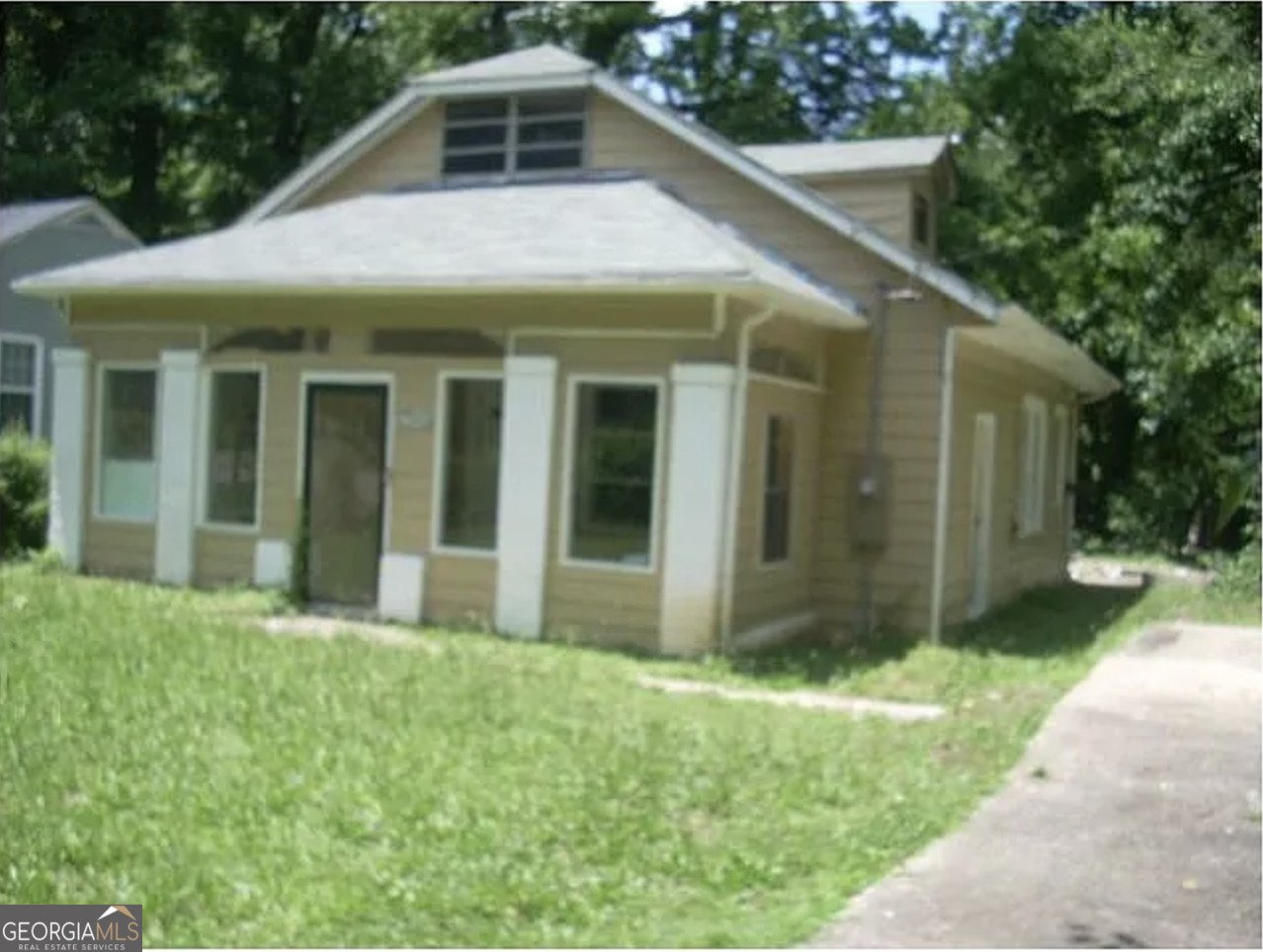 2945 Palm Drive East Point - 2