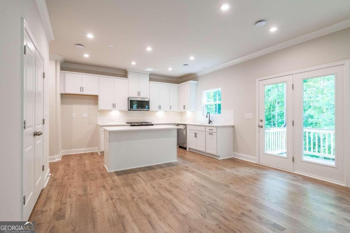 134 Henley Street Canton - 10