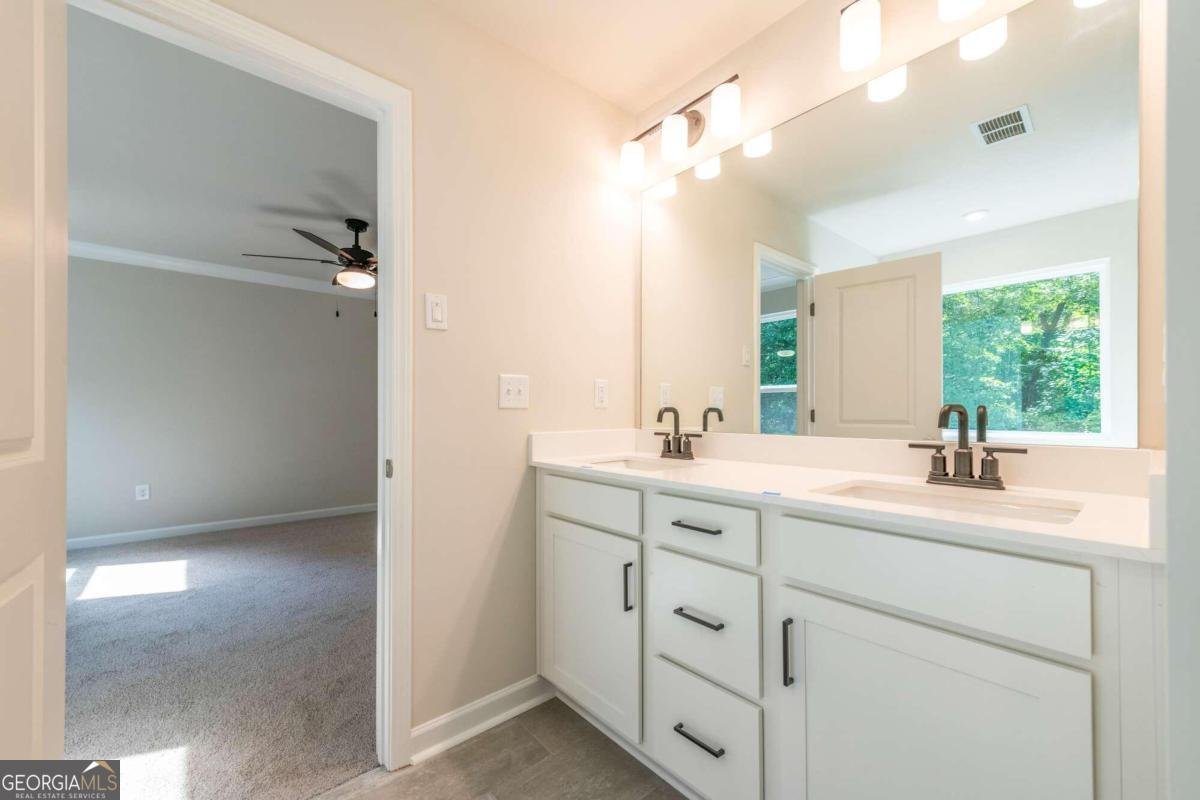 134 Henley Street Canton - 32