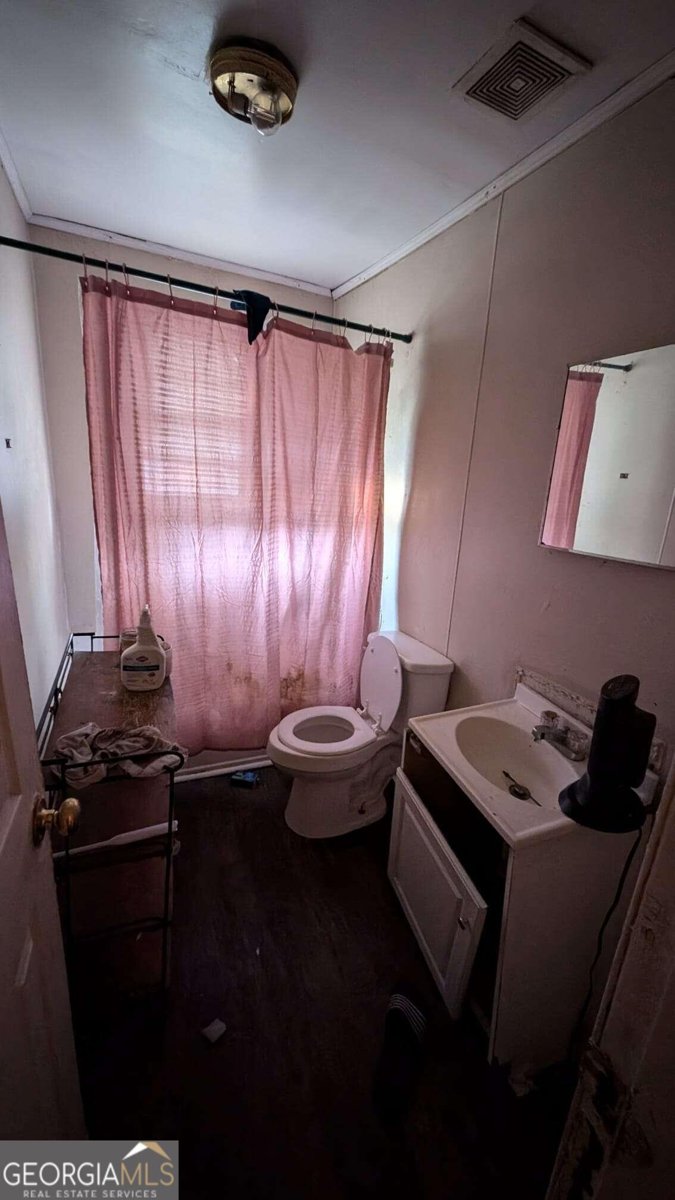 646 STRAIGHT Street Macon - 12