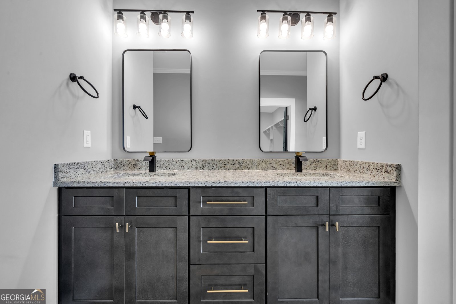 417 Lakeview Place Macon - 22