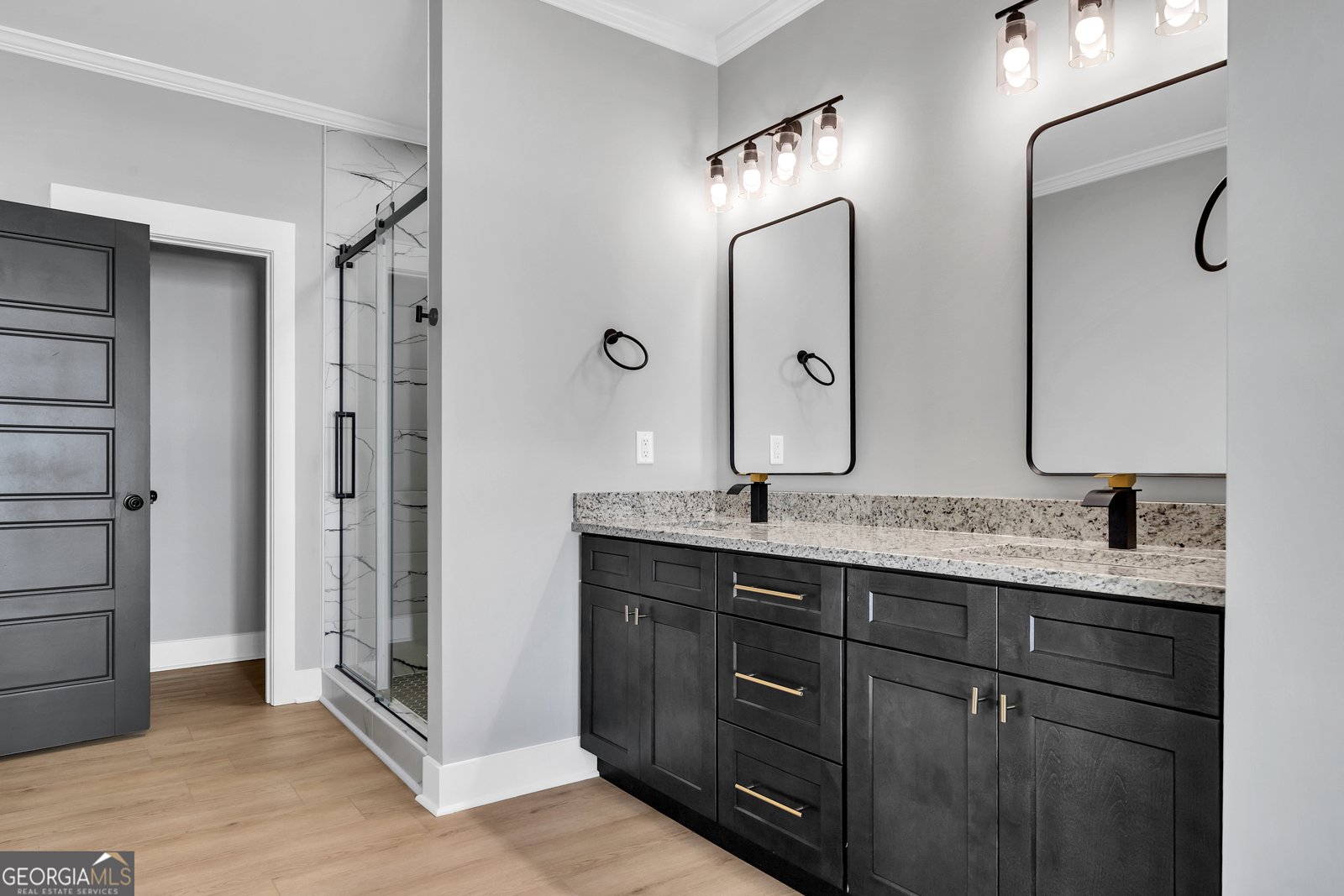 417 Lakeview Place Macon - 24