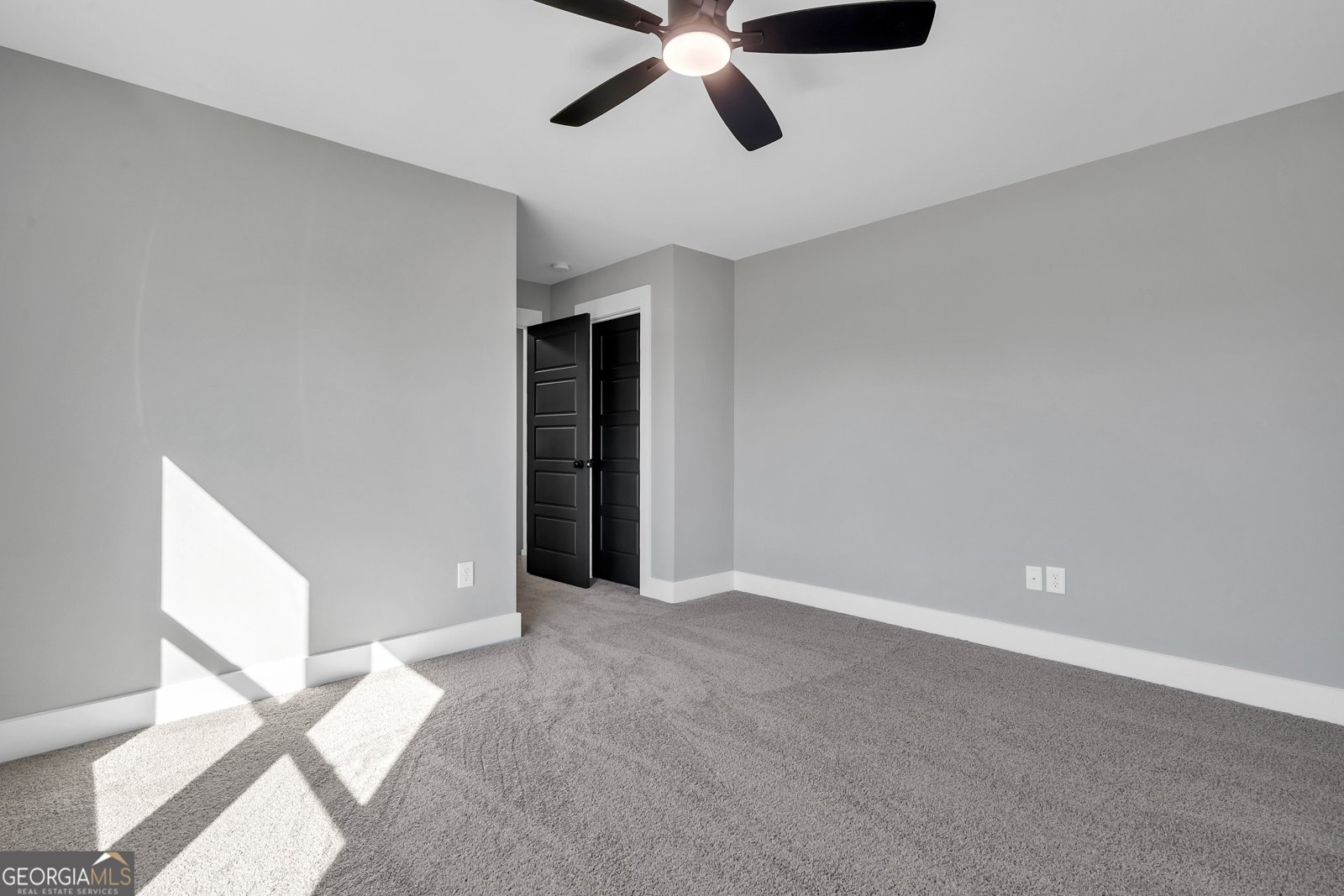 417 Lakeview Place Macon - 29