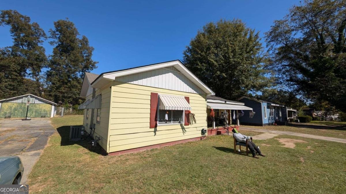541 Lynmore Circle Macon - 2