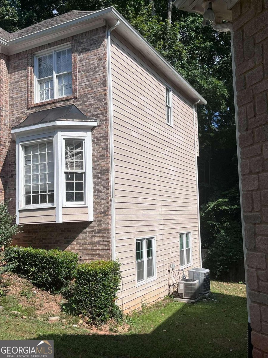 533 Riverbirch Trace Stone Mountain - 2