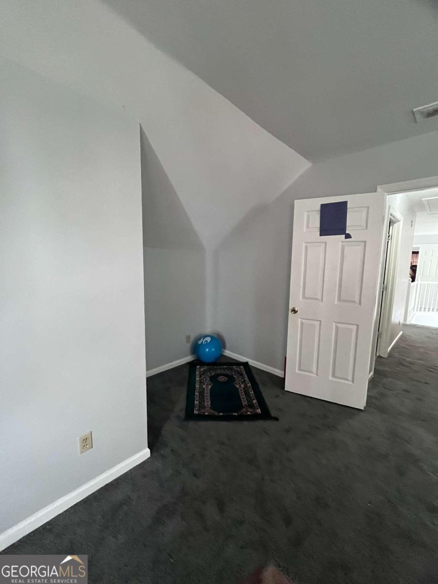 533 Riverbirch Trace Stone Mountain - 27