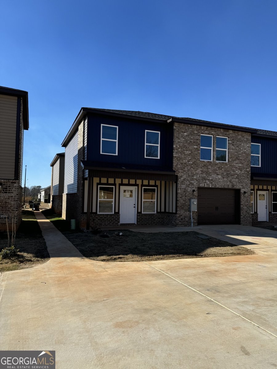306 Beau Claire Circle Byron - 33