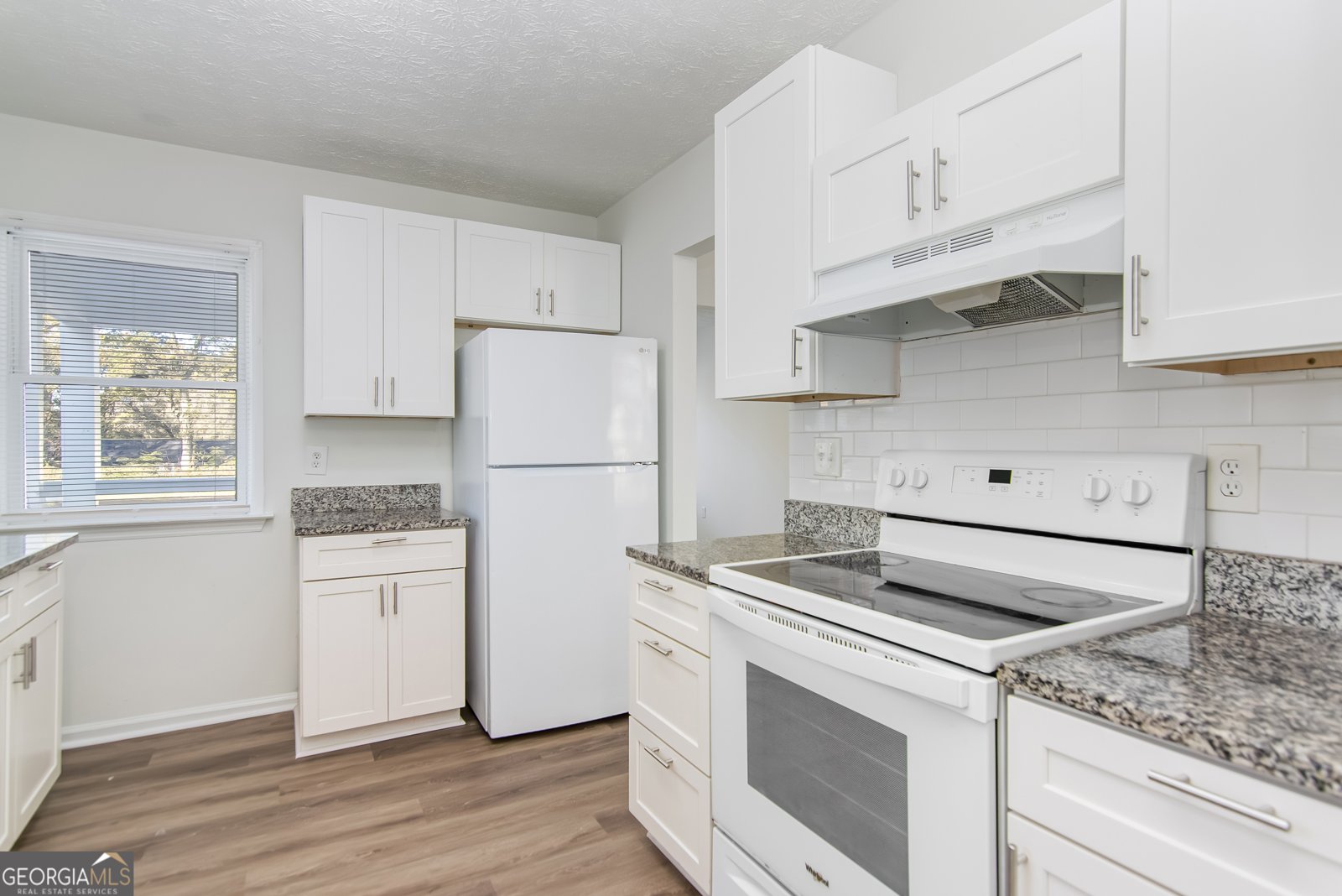 1246 Lyle Avenue East Point - 12