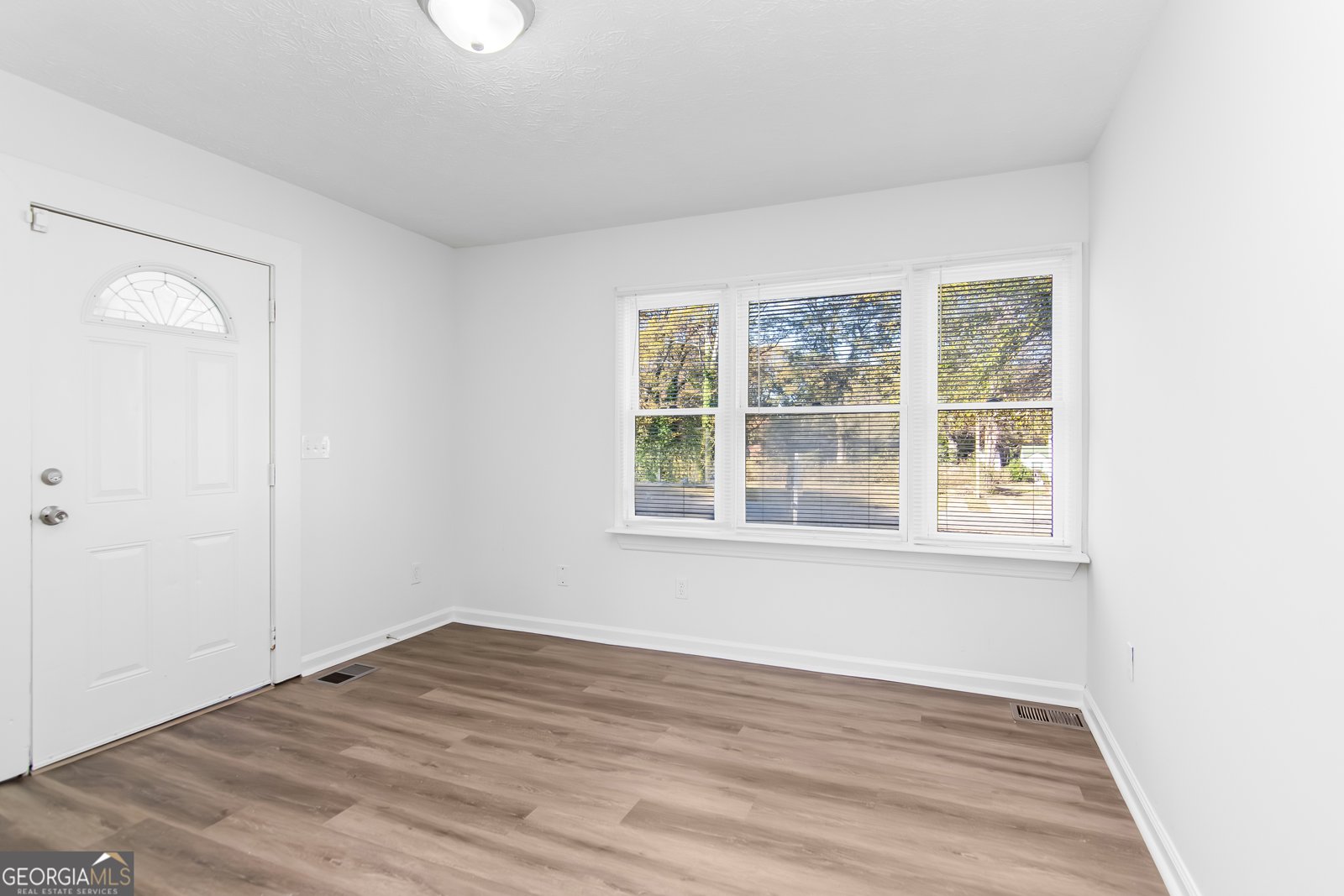 1246 Lyle Avenue East Point - 4
