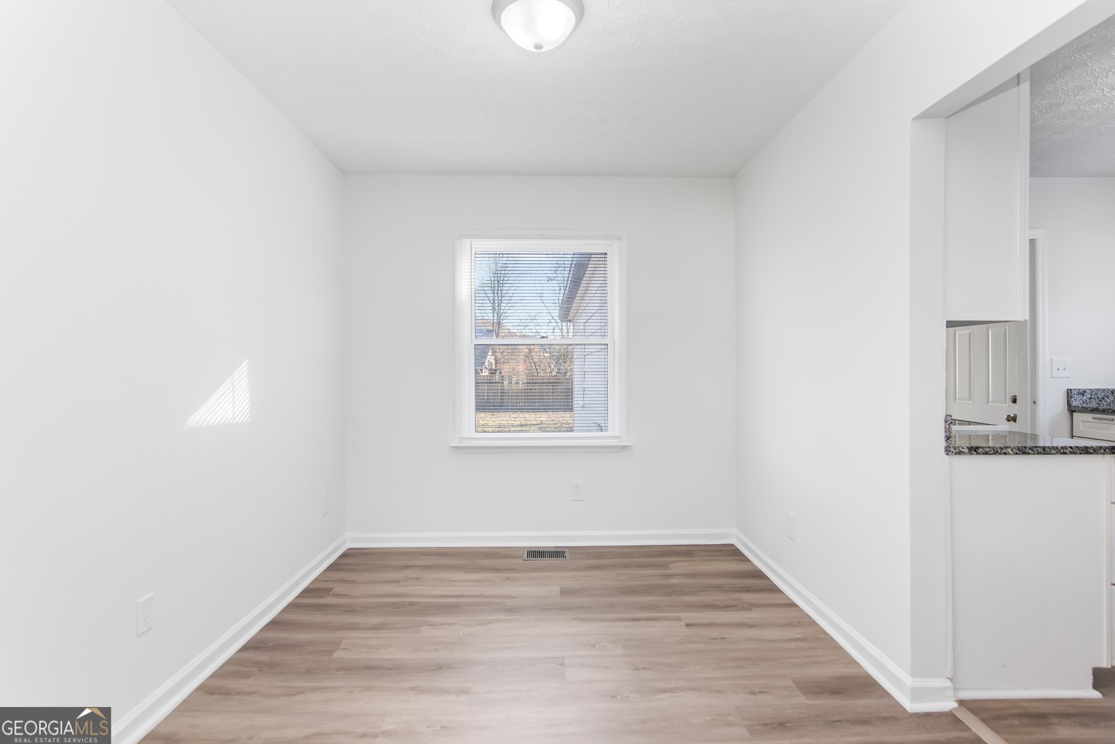 1246 Lyle Avenue East Point - 7