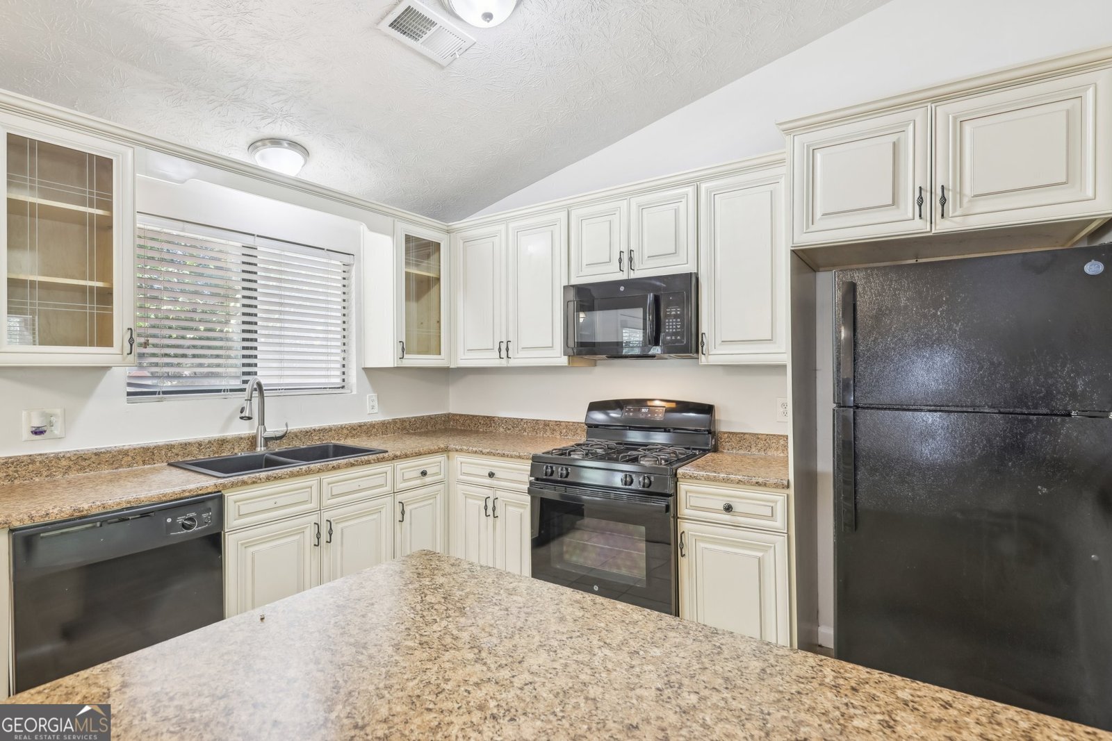 5035 Fairforest Drive Stone Mountain - 12