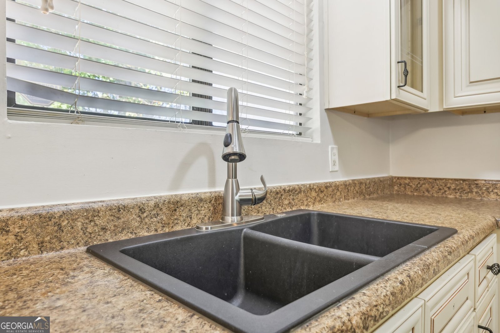 5035 Fairforest Drive Stone Mountain - 13