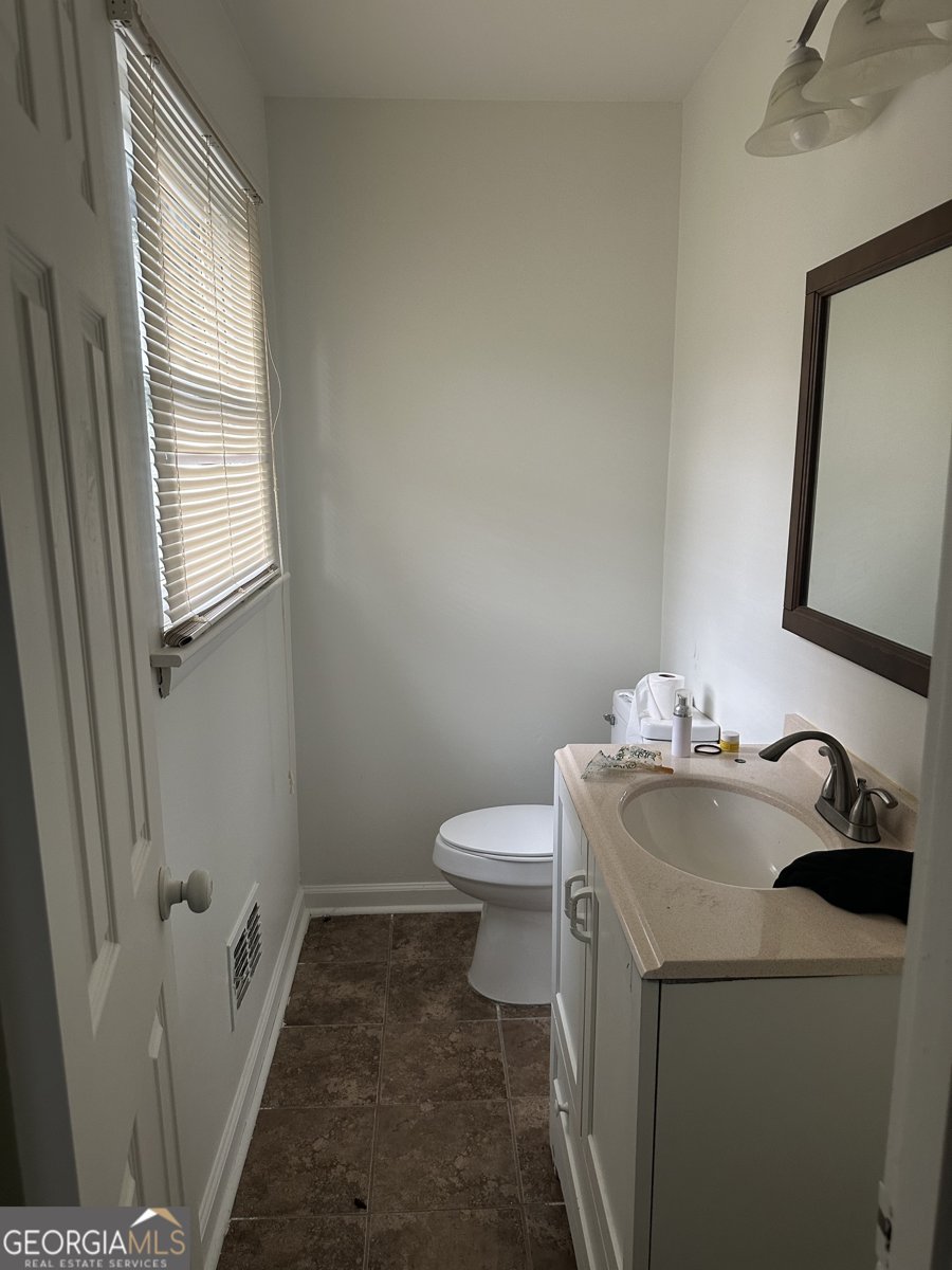 3230 Vanderbilt Lane Atlanta - 2