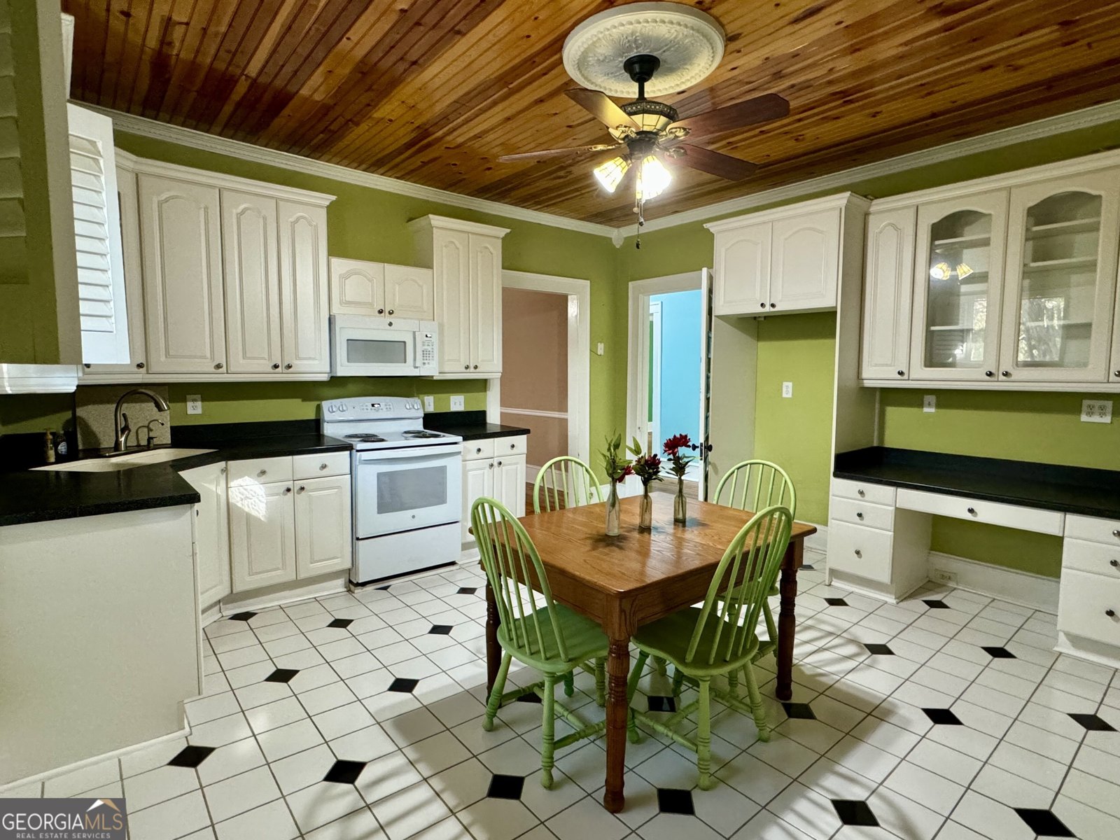 4511 S. Highway 15 Greensboro - 11