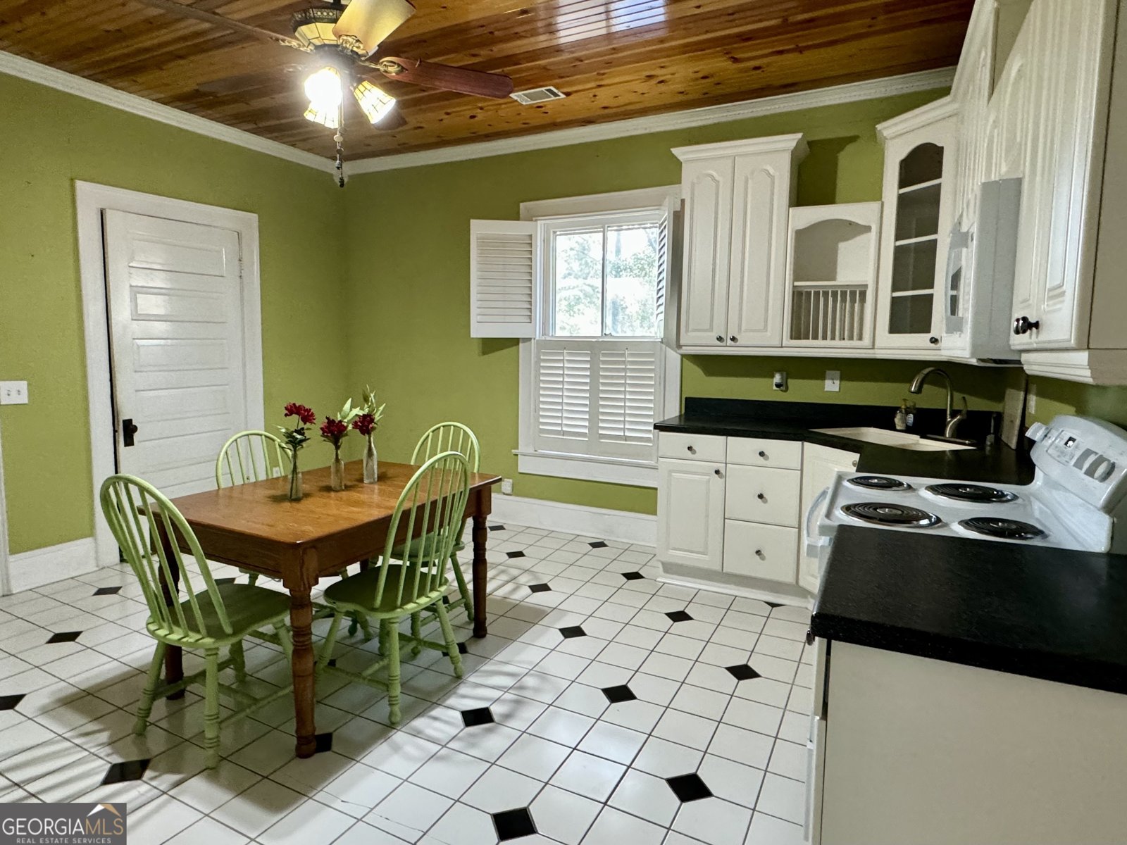 4511 S. Highway 15 Greensboro - 13